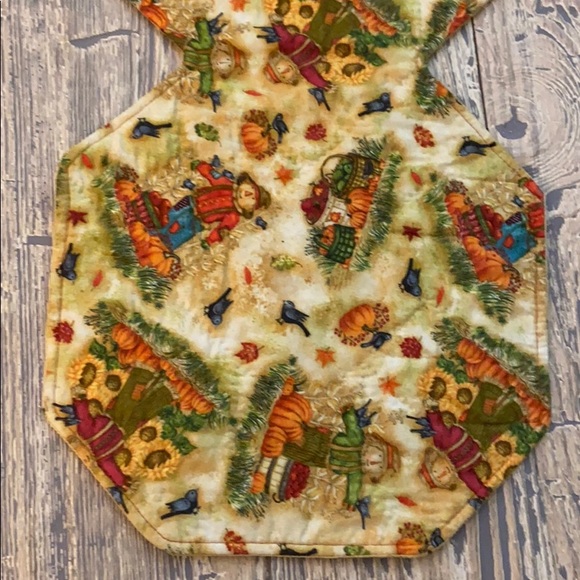Reversible handmade fall harvest table runner. - Picture 7 of 8
